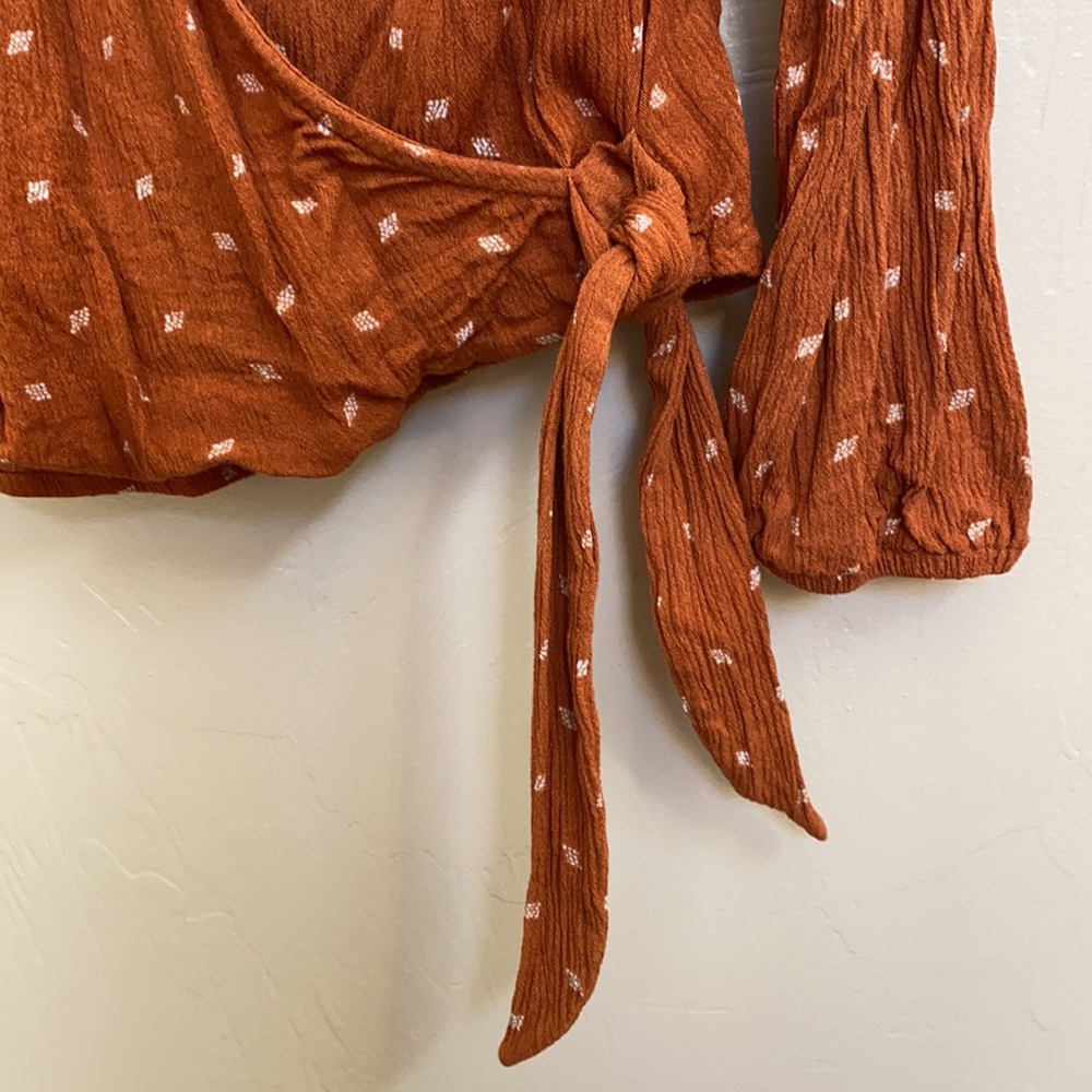 Universal Thread Faux Wrap Blouse - Picture 2 of 6
